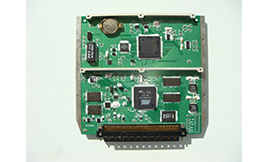 4)某型号飞机监听板